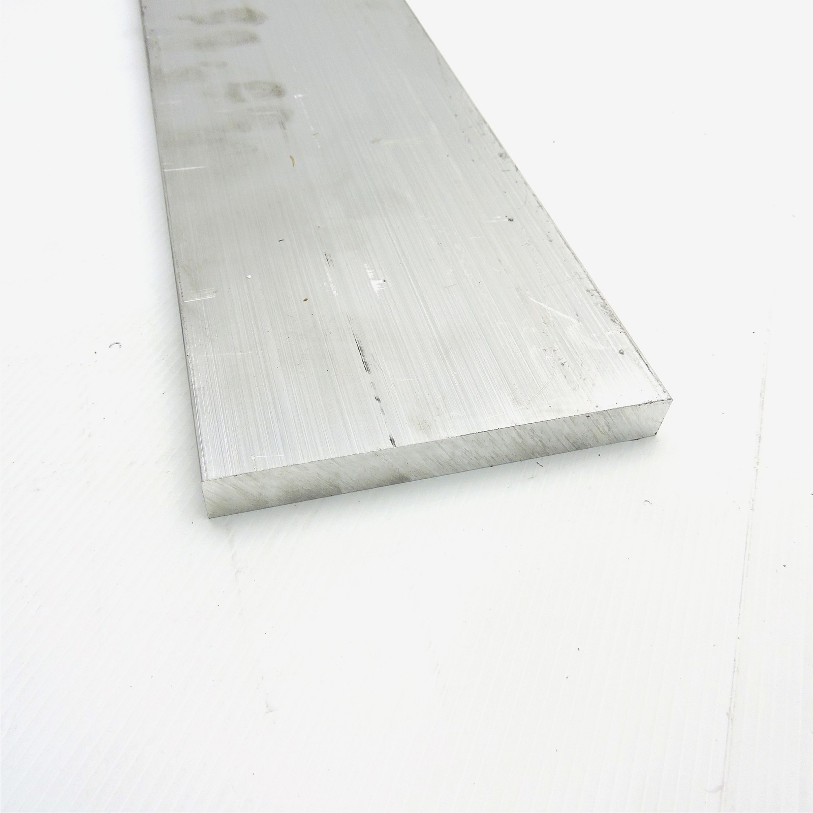 .625″ x 6″ Aluminum 6061 FLAT BAR 20.125″ Long new mill stock sku M262