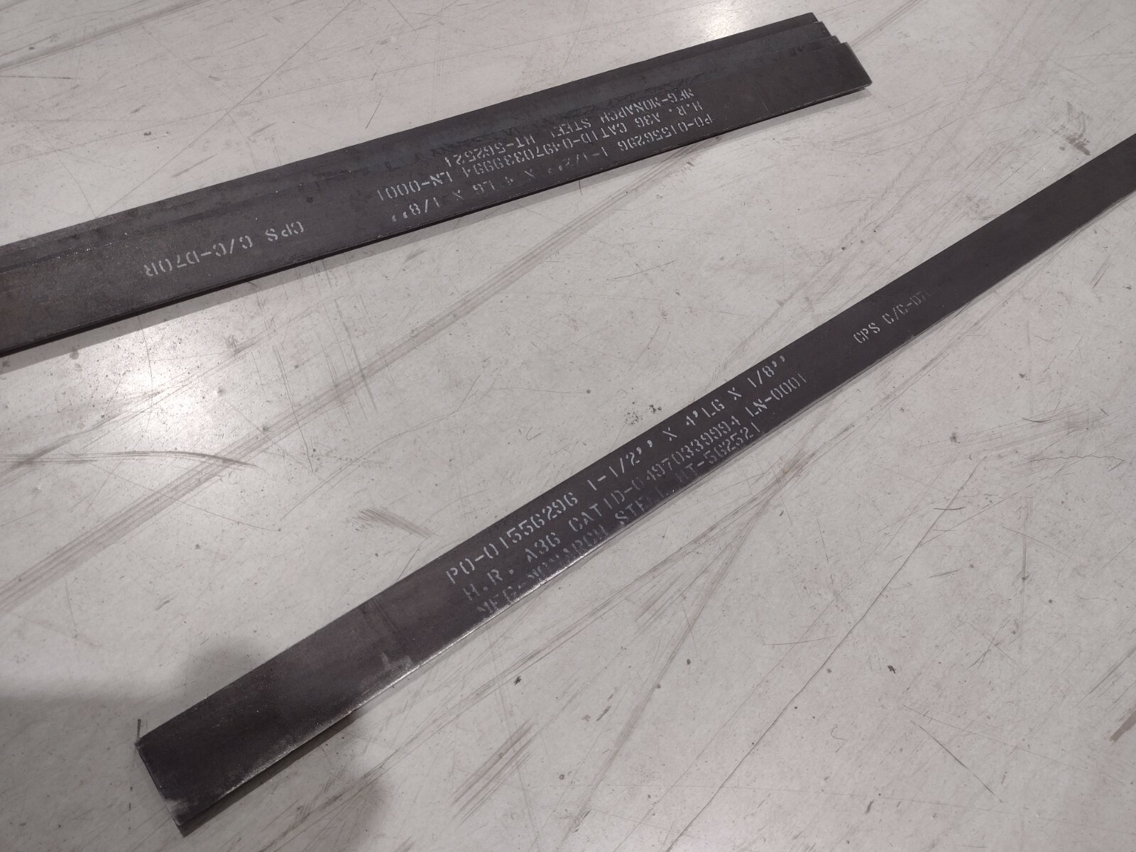 Flat Bar Stock Steel 1-1/2″ x 1/8″ x 48″ Inch LOT OF 5