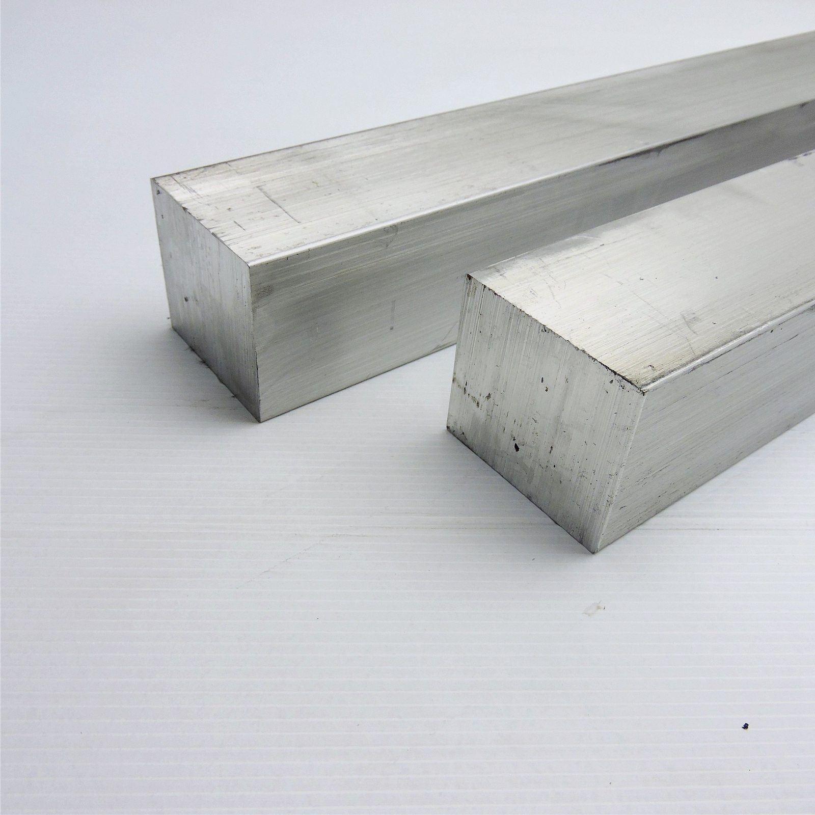2″ thick Aluminum 6061 PLATE 2.25″ x 7.25″ Long QTY 2 sku 122283!