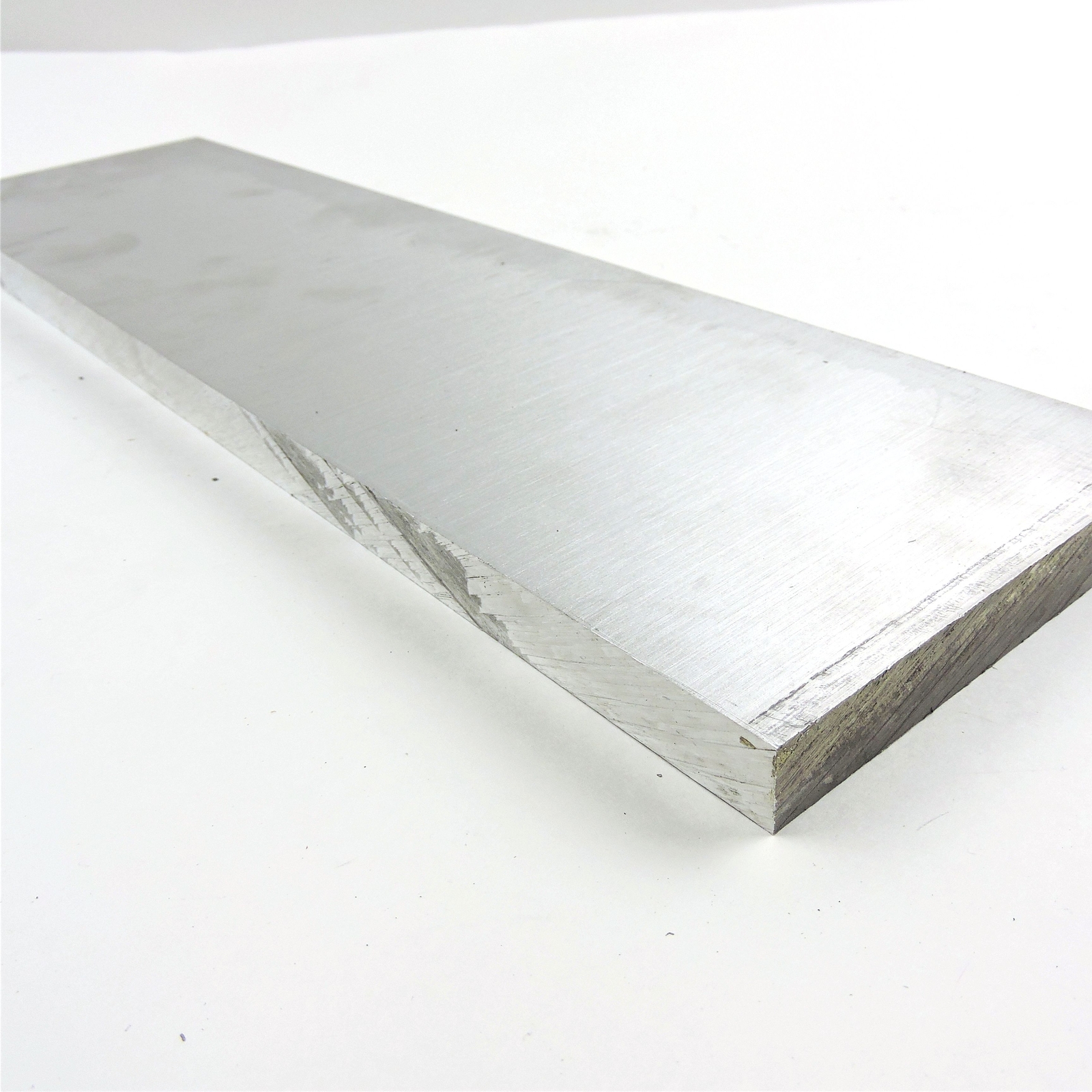 .75″ thick 3/4 Aluminum 6061 PLATE 5.5″ x 20.125″ Long sku 306439
