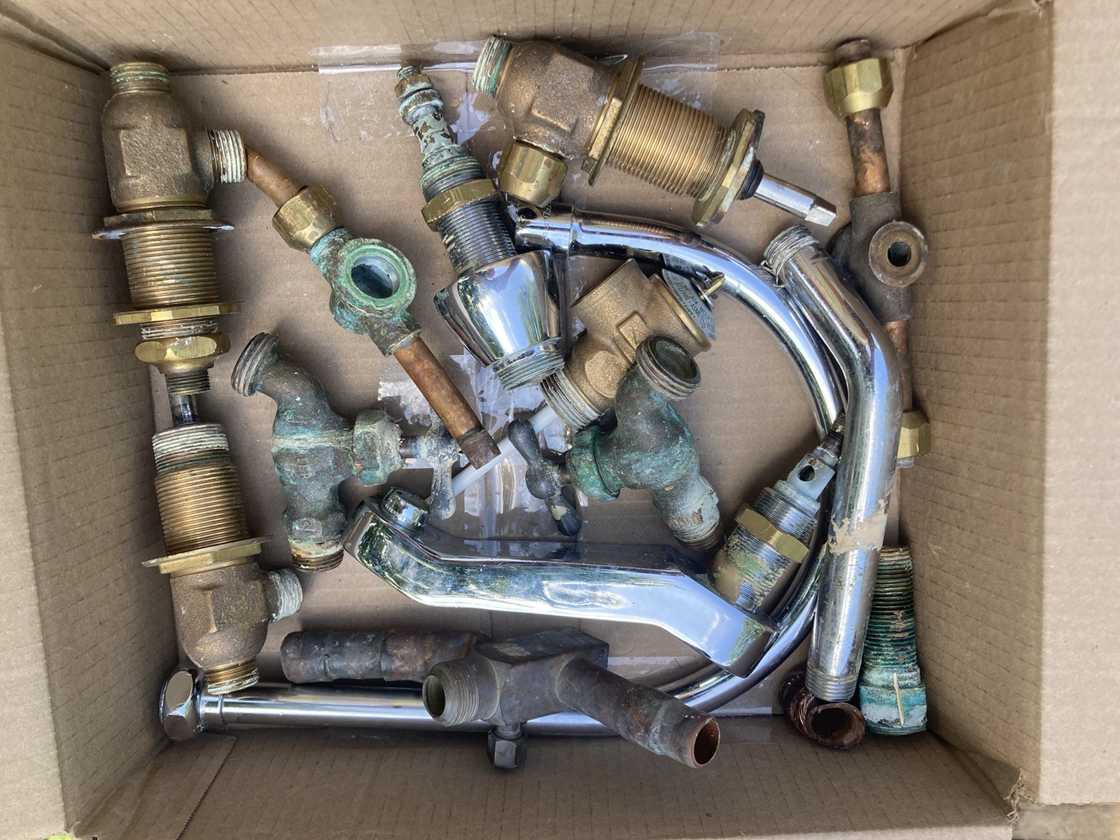 19 LBS 8 OZ Scrap Mixed Brass Red/Yellow Some Copper 70/30 Cartridges Melting