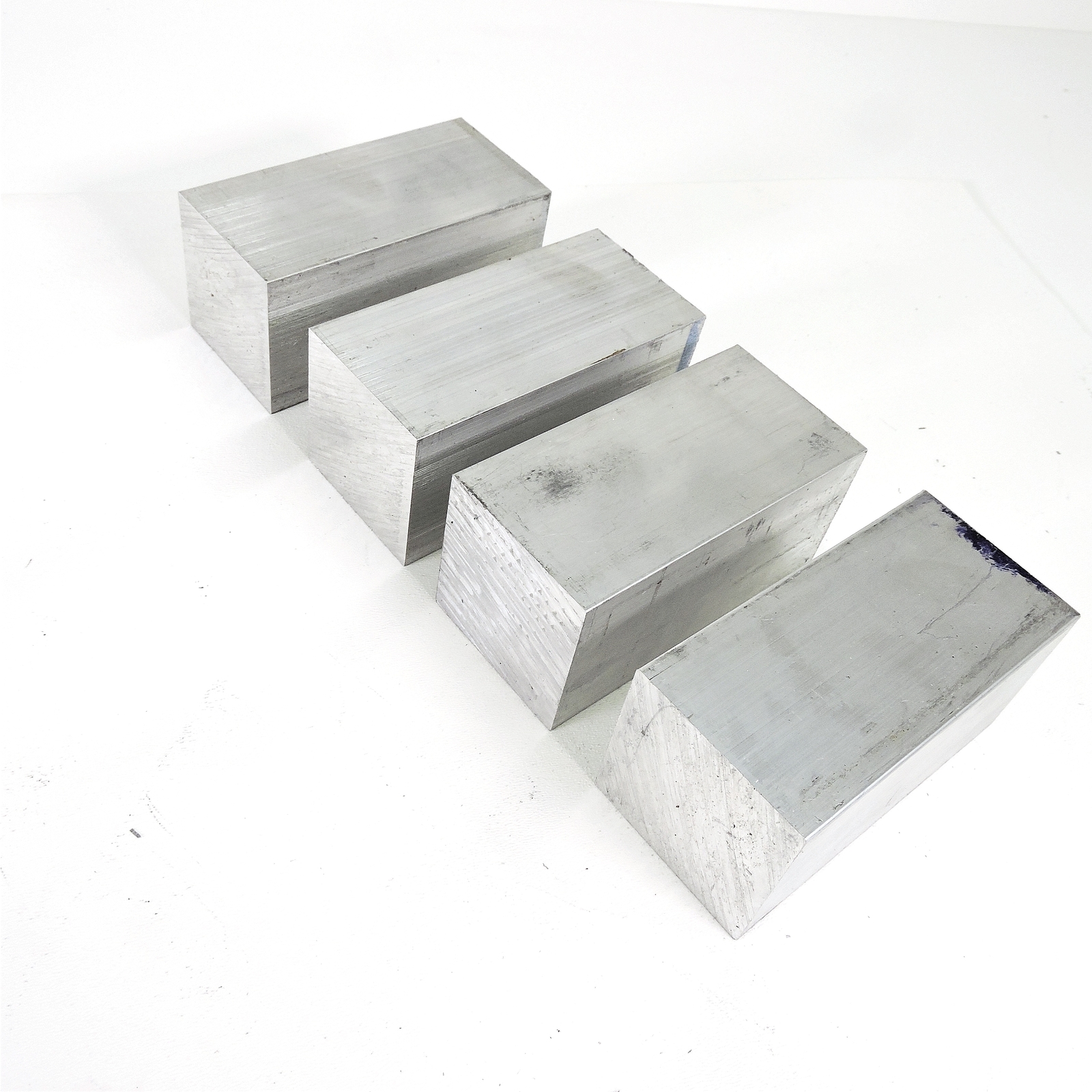 2.25″ x 3″ Aluminum 6061 FLAT BAR 3.25″ Long new mill stock QTY 4 sku K103*