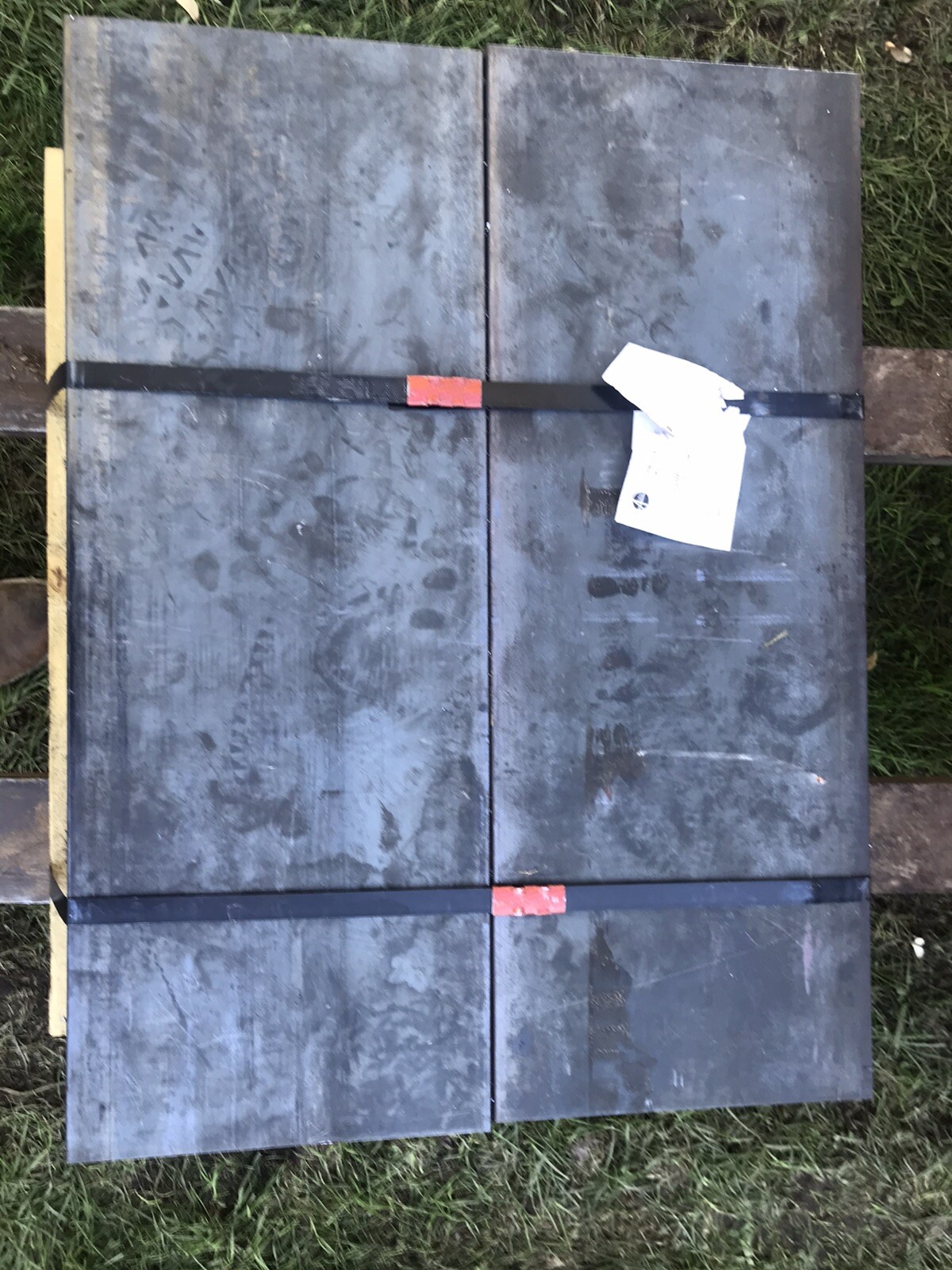 metal flat bar. Quantity 5 Plates