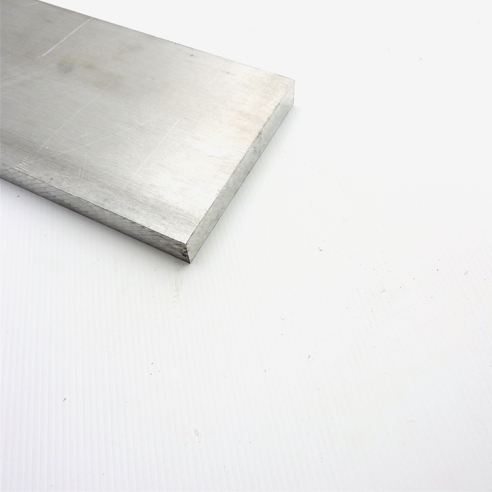 .75″ thick 3/4 Aluminum 6061 PLATE 5.75″ x 33.625″ Long sku 306441