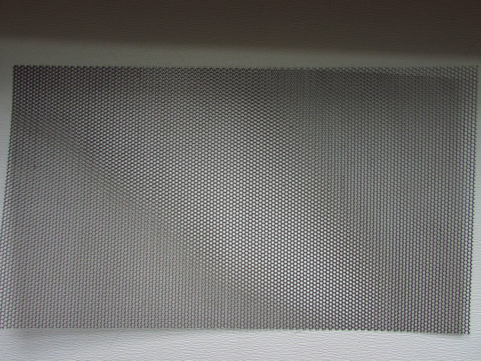 -5/32 HOLES -18 GAUGE 304 STAINLESS PERFORATED SHEET—12″ x 24″