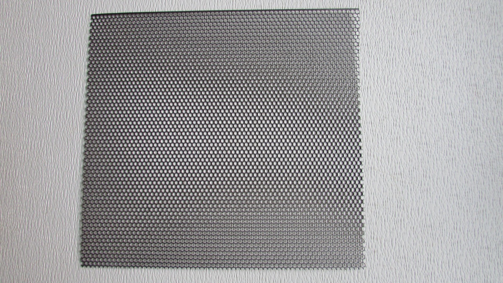 5/32″ HOLES–18 GAUGE – 304 STAINLESS STEEL PERFORATED SHEET– 7-1/2 ” X 8″
