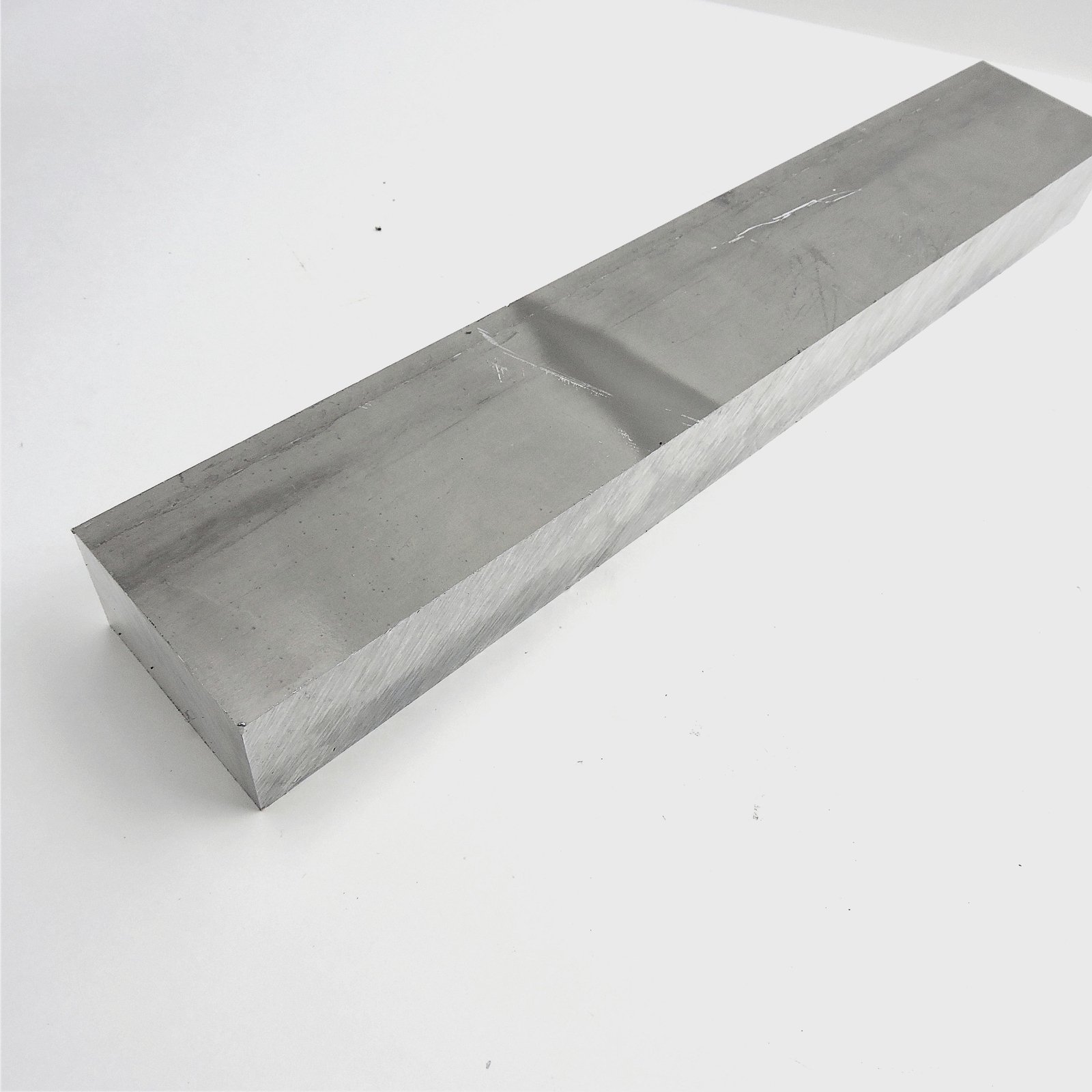2.25″ thick 2 1/4 Aluminum 6061 PLATE 4″ x 23.75″ Long sku 125103