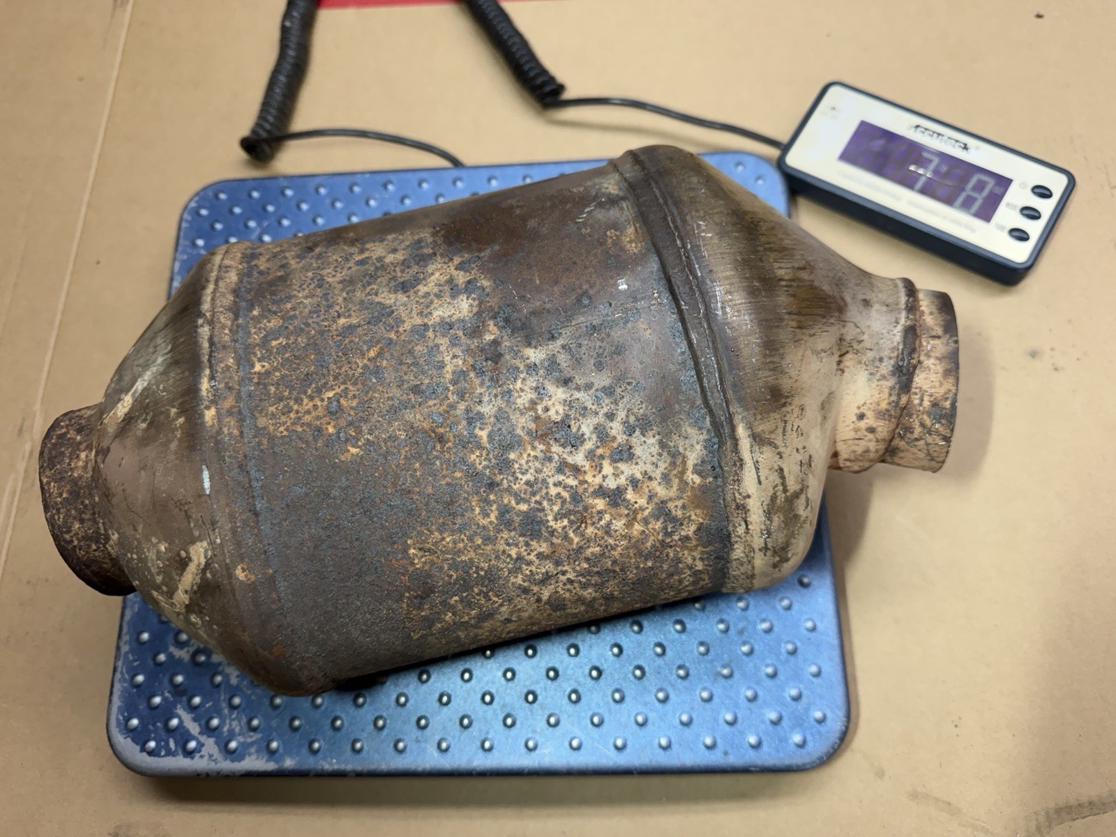 scrap catalytic converter 12575512 Scrap Only 7lbs 9oz