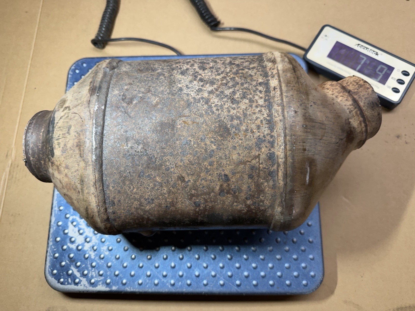 scrap catalytic converter 12575512 Scrap Only 7lbs 9oz