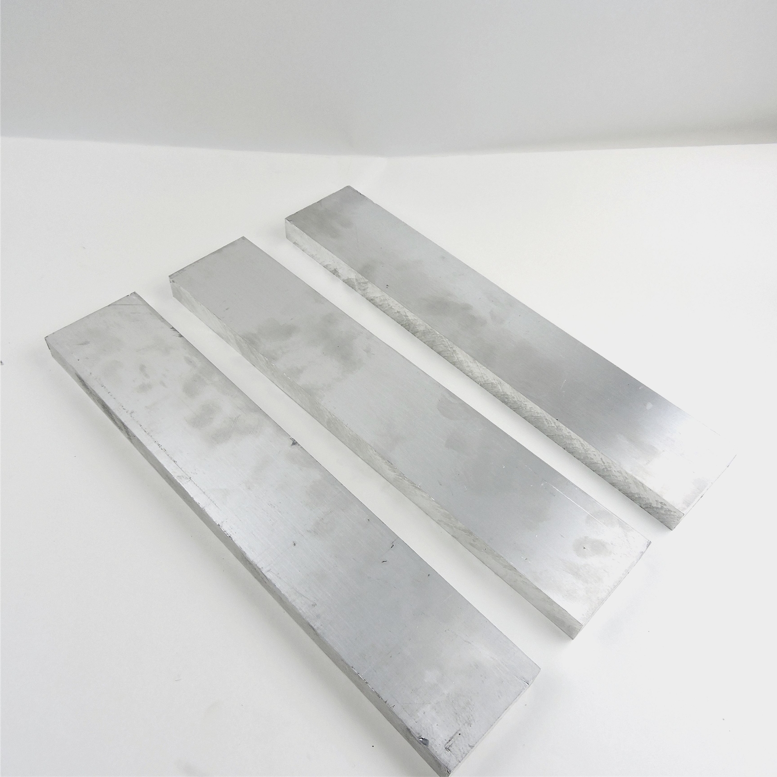 1″ thick Aluminum 6061 PLATE 3.75″ x 18.75″ Long QTY 3 sku 180968