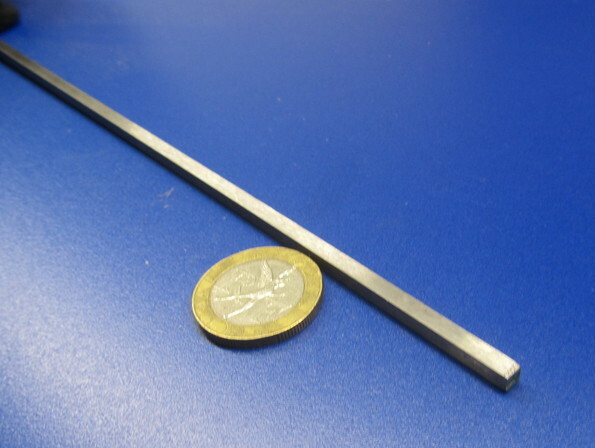O1 Tool Steel Ground Square Bar 1/8″ (+/-.001″) Thick x 1/8″ Wide x 36″ Length