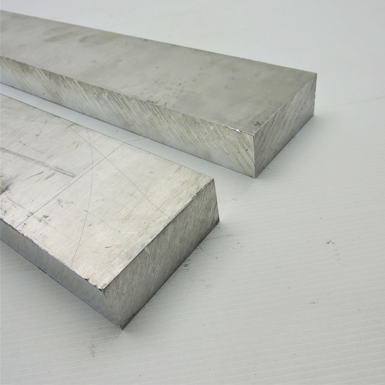 1.25″ thick 1 1/4 Aluminum 6061 PLATE 3.0625″ x 30″ Long QTY 2 sku 180119